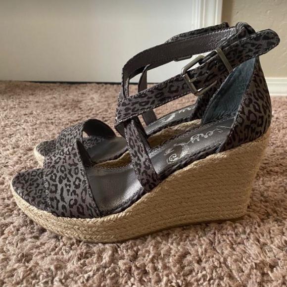 Very G Patti Espadrille Wedge heel shoe - Picture 4 of 8